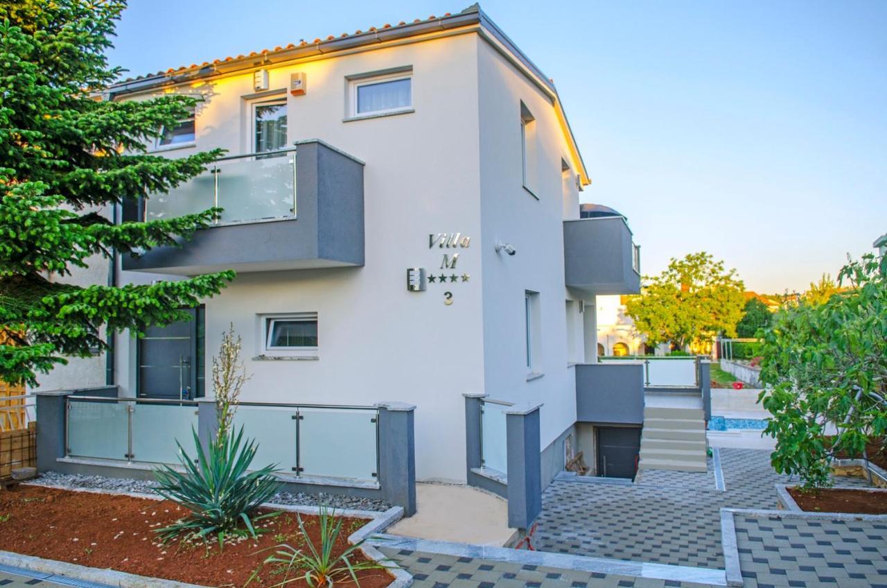 Villa Mmm Vantacici Εξωτερικό φωτογραφία
