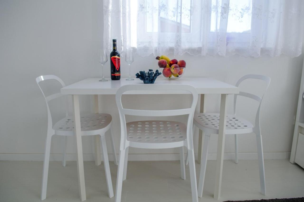 Villa Mmm Vantacici Εξωτερικό φωτογραφία